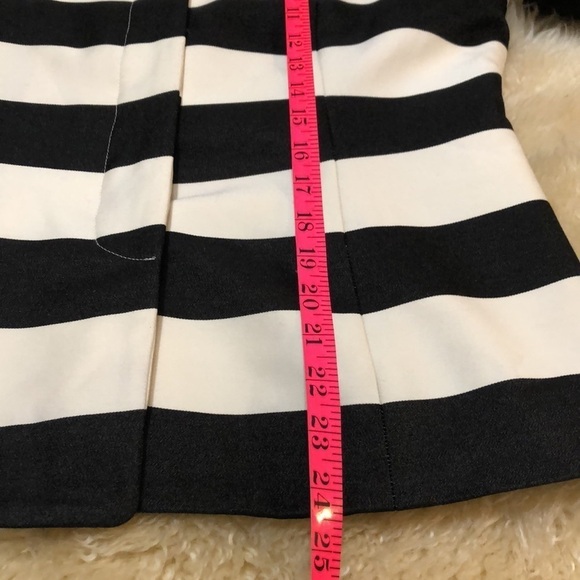 Anne Klein wide strip jacket size 8P - Picture 7 of 8